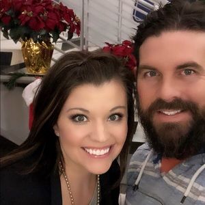 Meet your Posher, Peggi